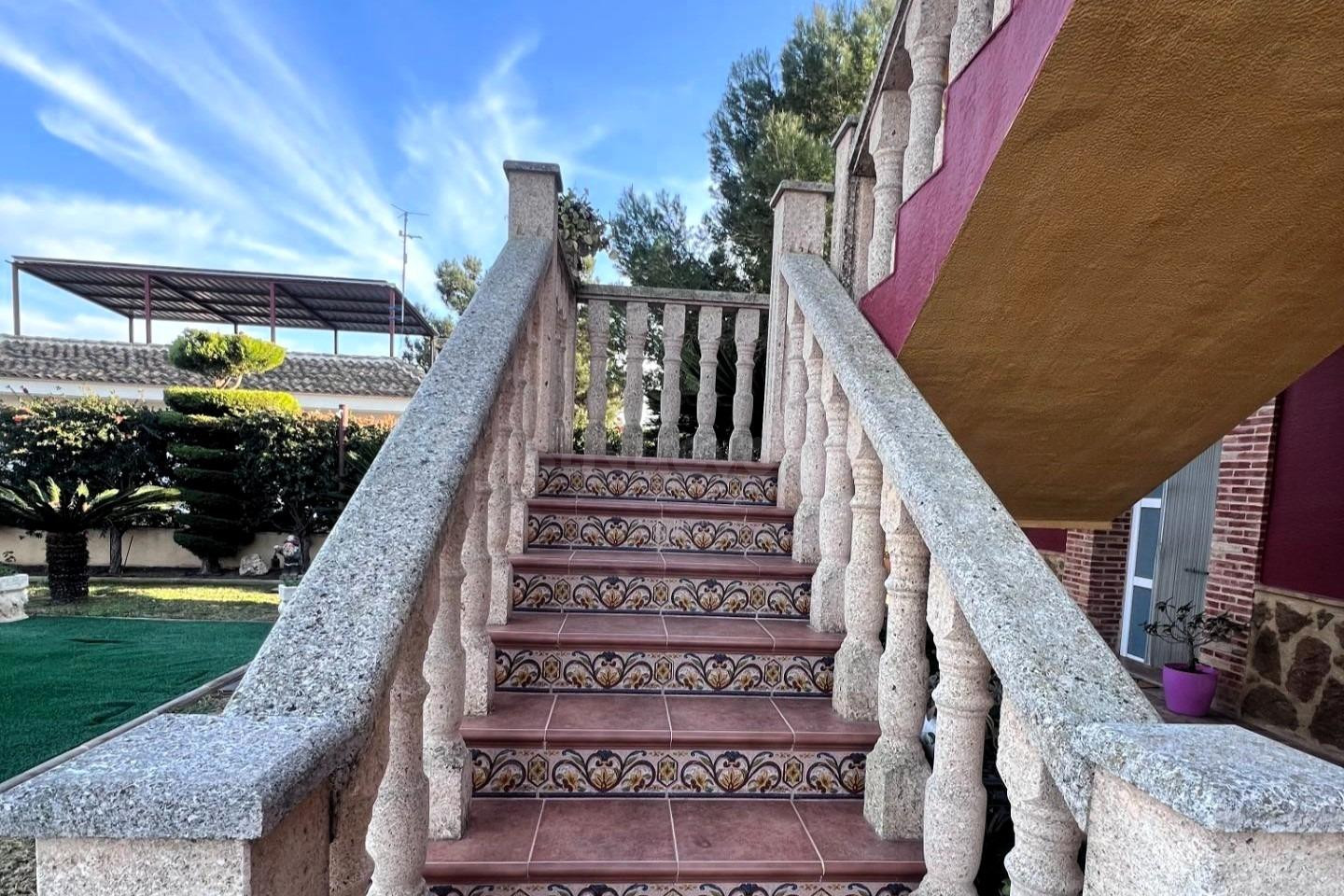 Magnífica villa (253 m2 – 1200 m2 de parcela) con 5 dormitor - foto 3
