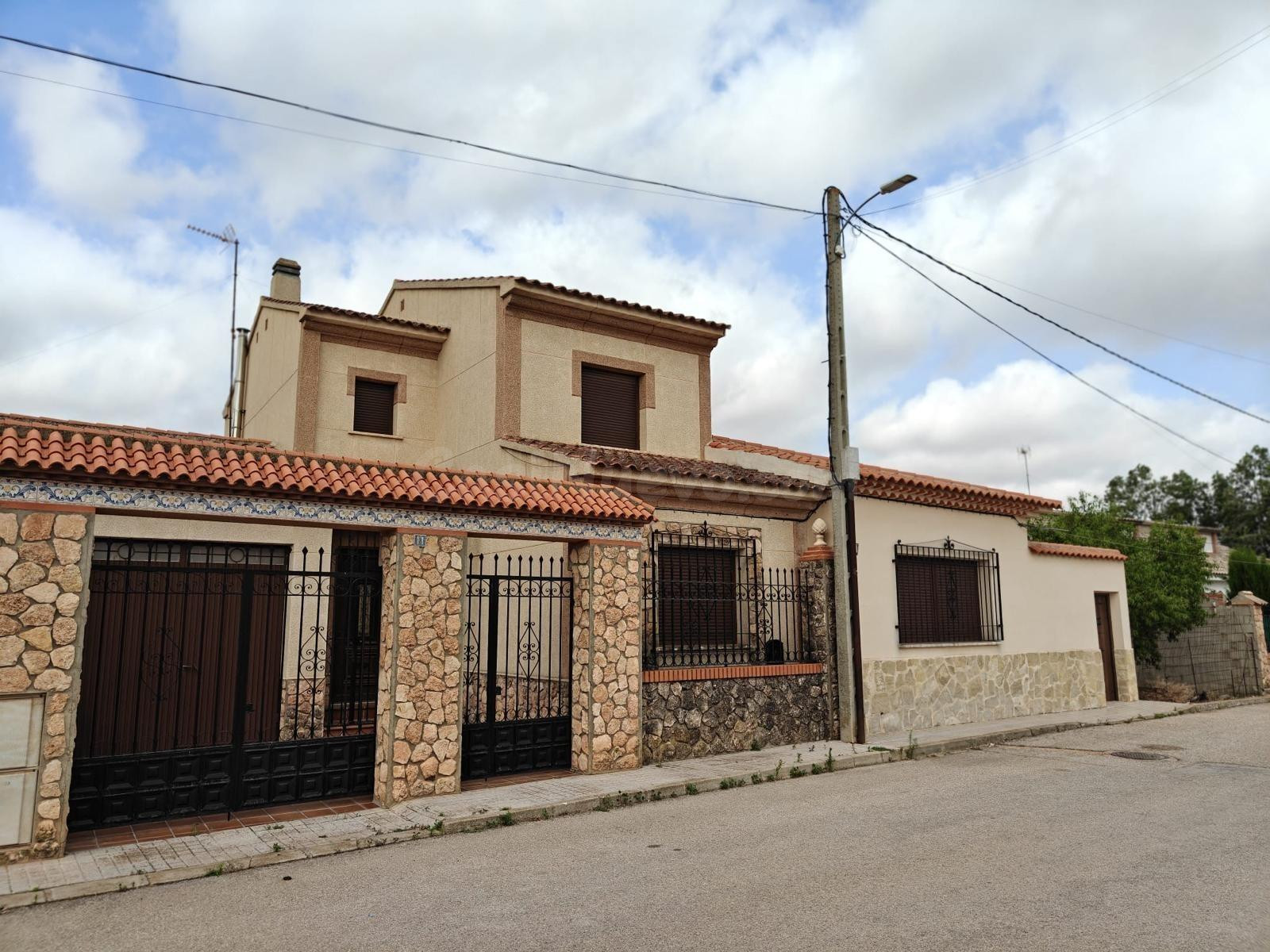 Encantadora casa en Casas de Haro