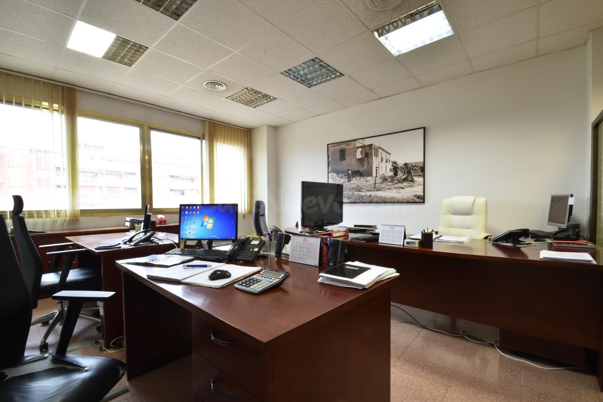 Oficinas en venta en el centro de Vilanova. ¡IDEAL INVERSORES!