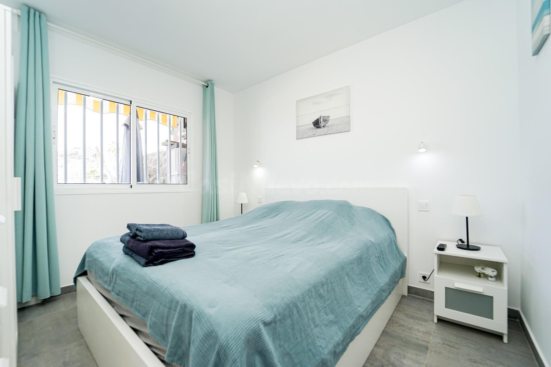 Bienvenido a una vivienda que combina estilo, confort y una  - foto 5