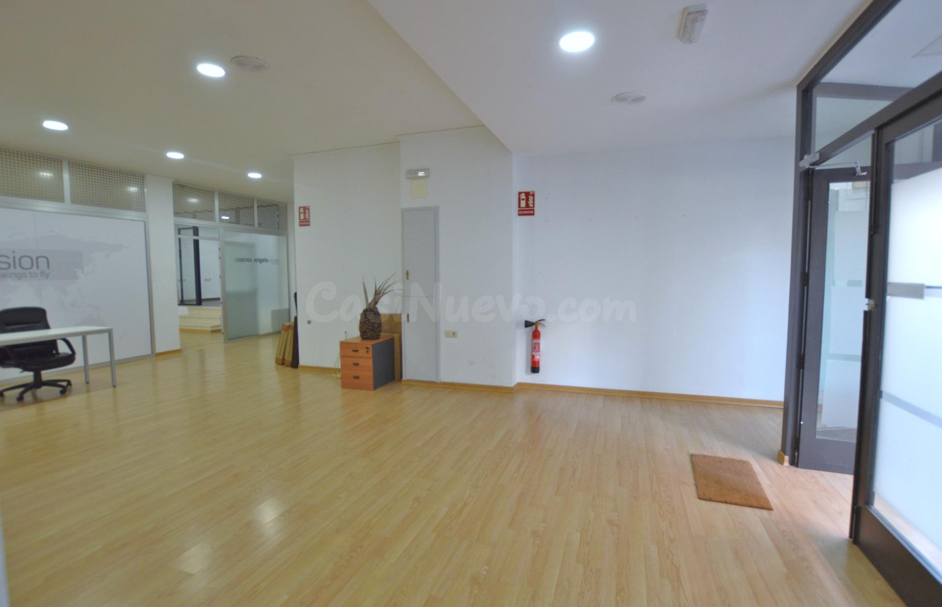 ¡GRAN BAJADA DE PRECIO! LOCAL COMERCIAL-OFICINAS EN GANDÍA - foto 3