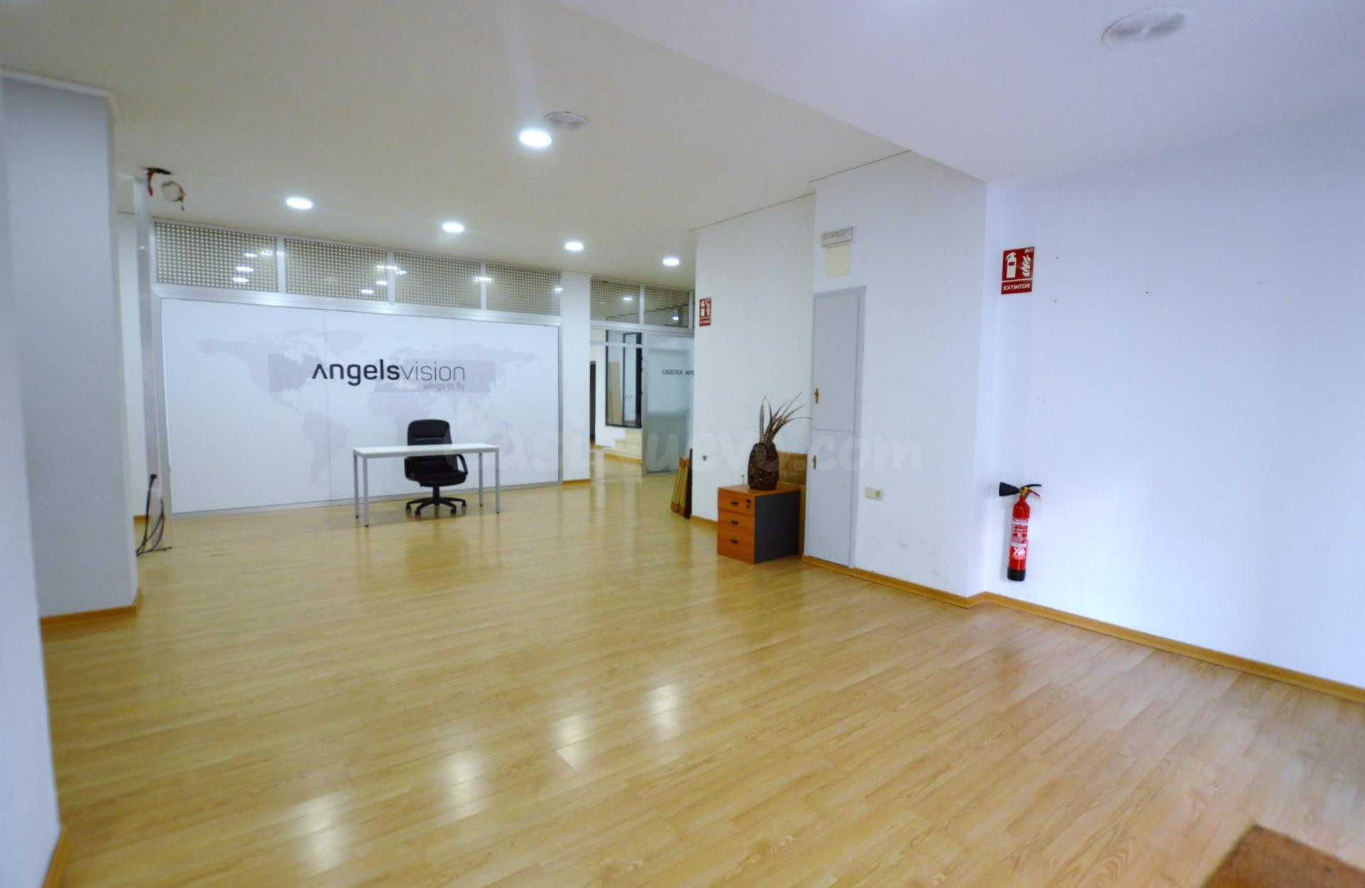 ¡GRAN BAJADA DE PRECIO! LOCAL COMERCIAL-OFICINAS EN GANDÍA - foto 4