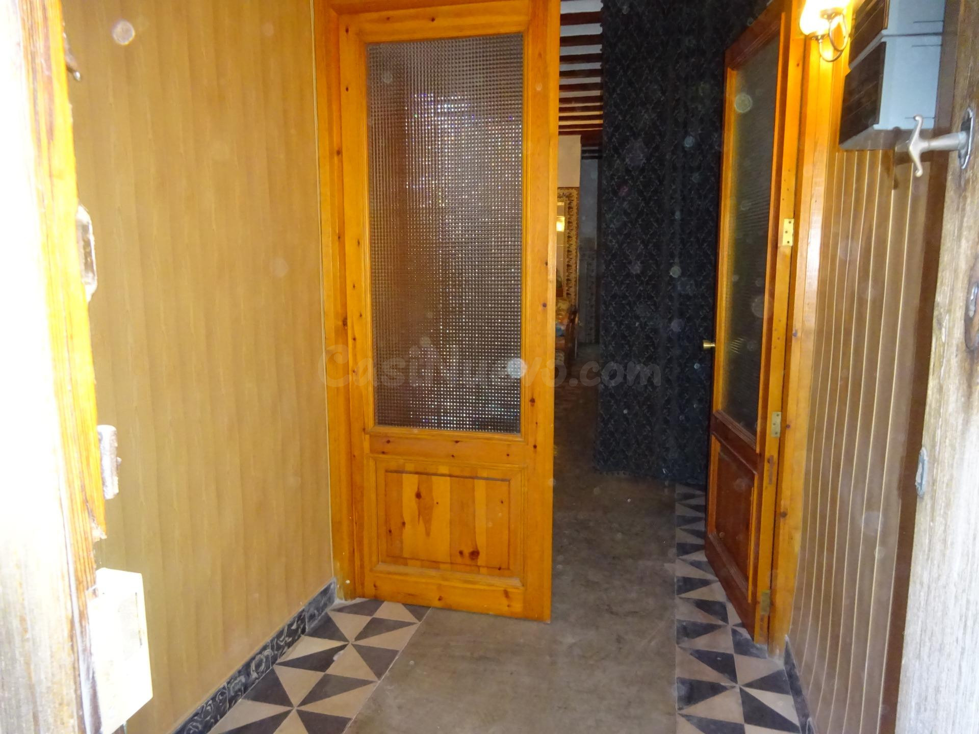 EN VENTA DOS CASAS EN ZONA CENTRO CON MUCHO POTENCIAL - foto 4