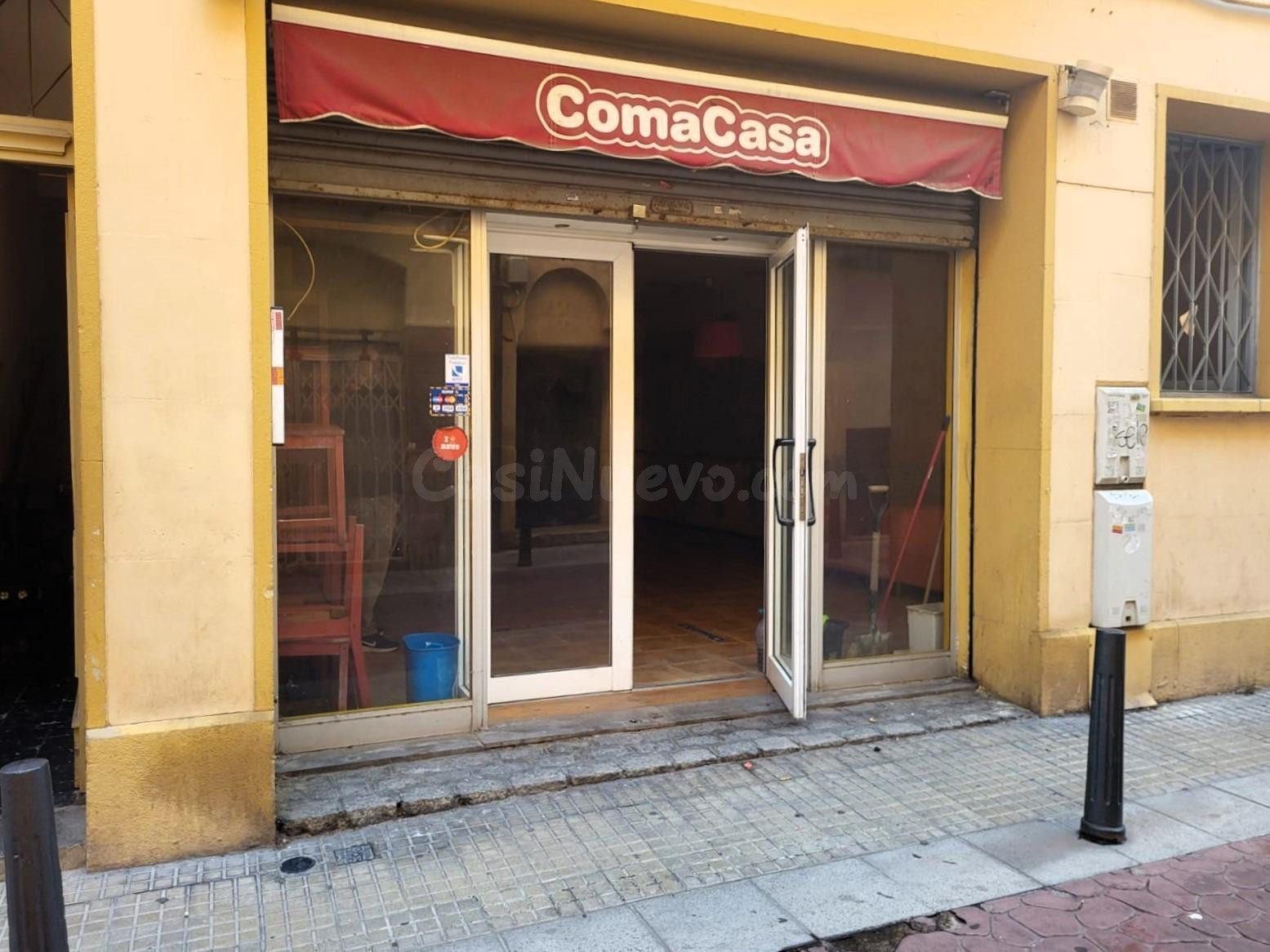 En Venta, en Reus,  local con salida de humos