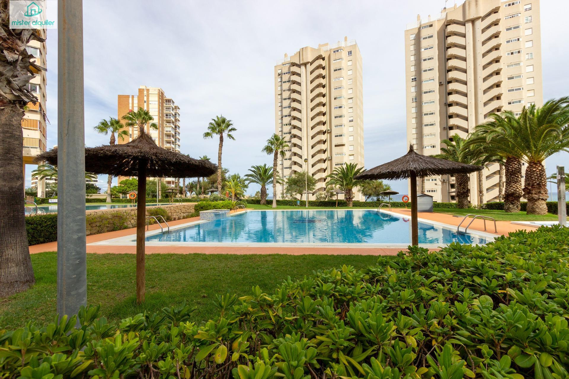 ARRENDAMIENTO DE LARGA DURACIÓN IDEAL GOLF Y PLAYA LUJO Y CONFORT CERQUISIMA DEL MAR
