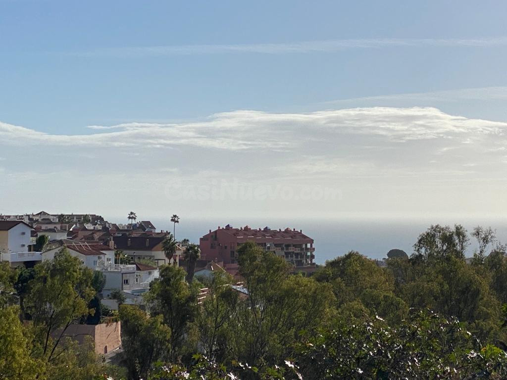 Piso con terraza orientación SUR, aparcamiento y trastero