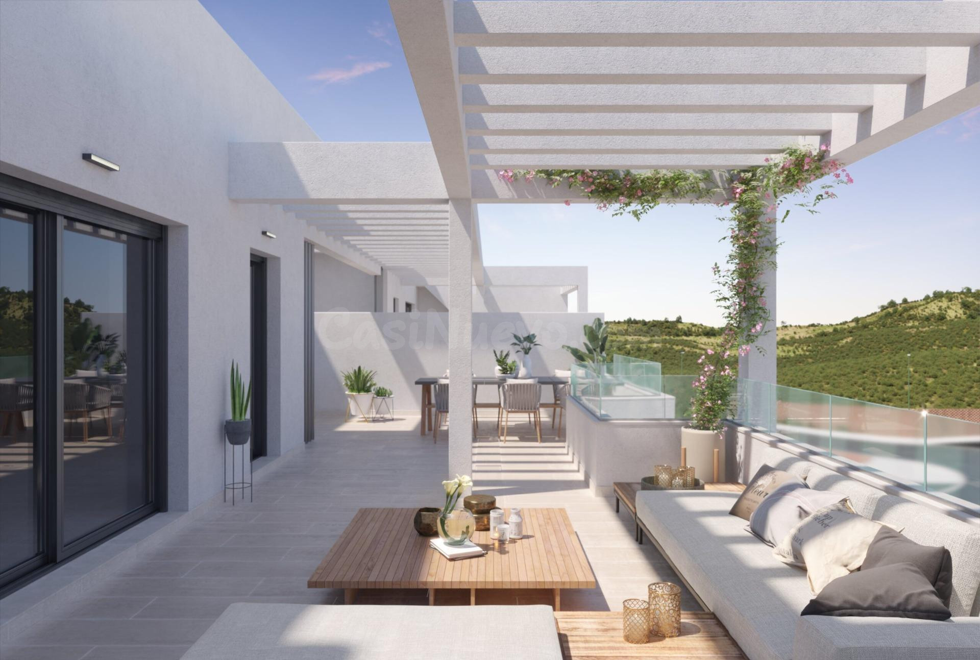 Ático con terraza 21 m2, además de trastero y plaza de garaje.