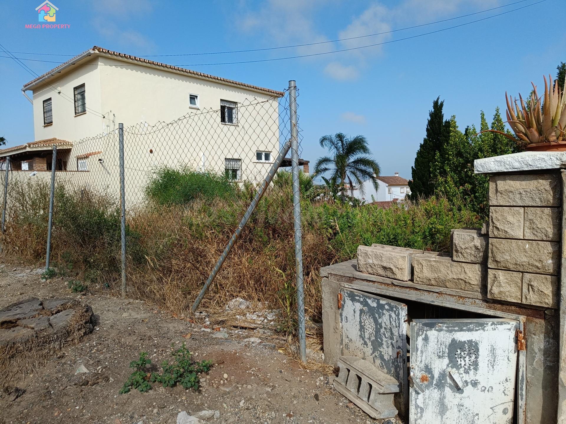 Se vende parcela en Pueblo Nuevo de Guadiaro
