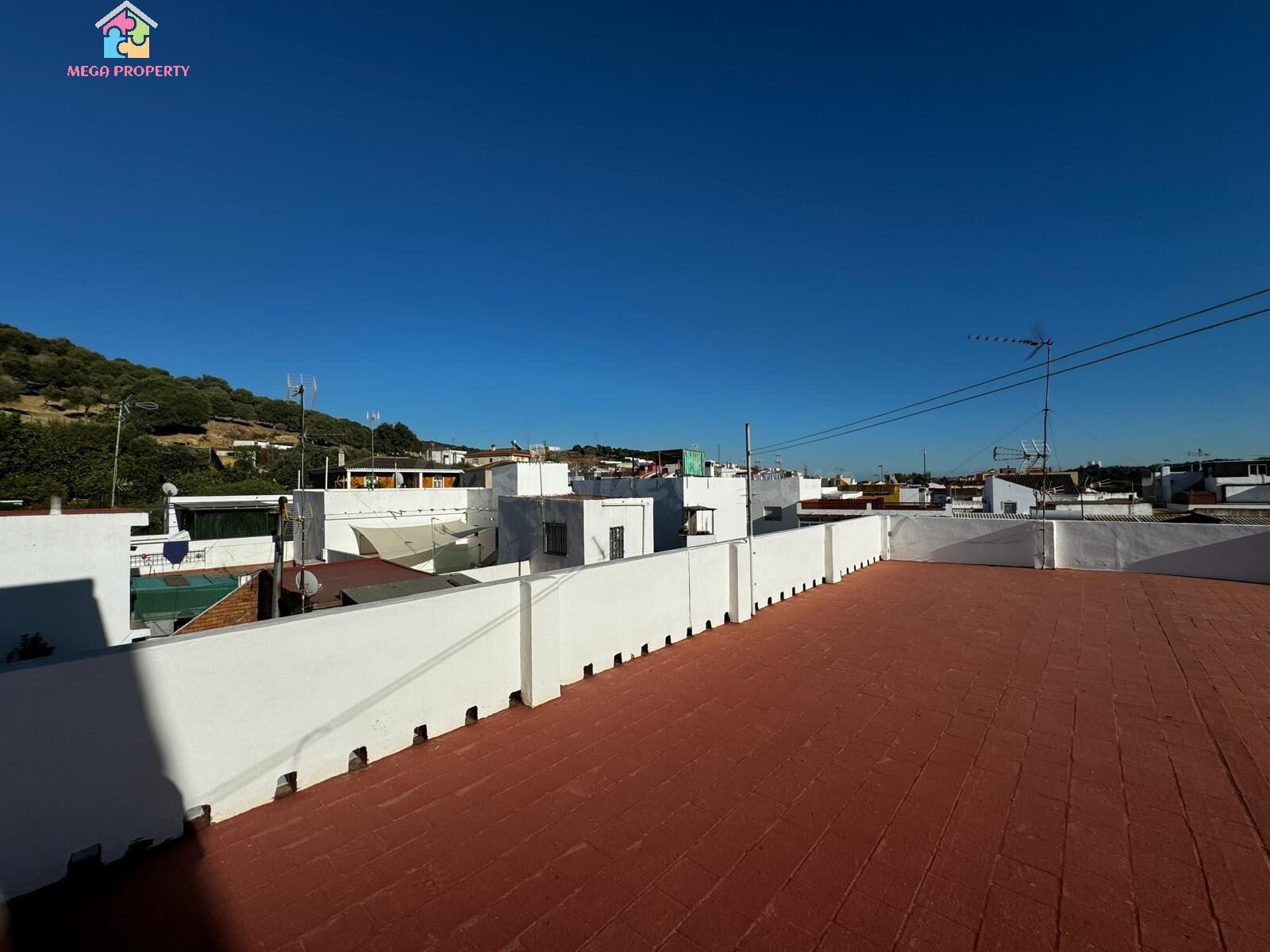 Se vende casa de pueblo en Estación de San Roque