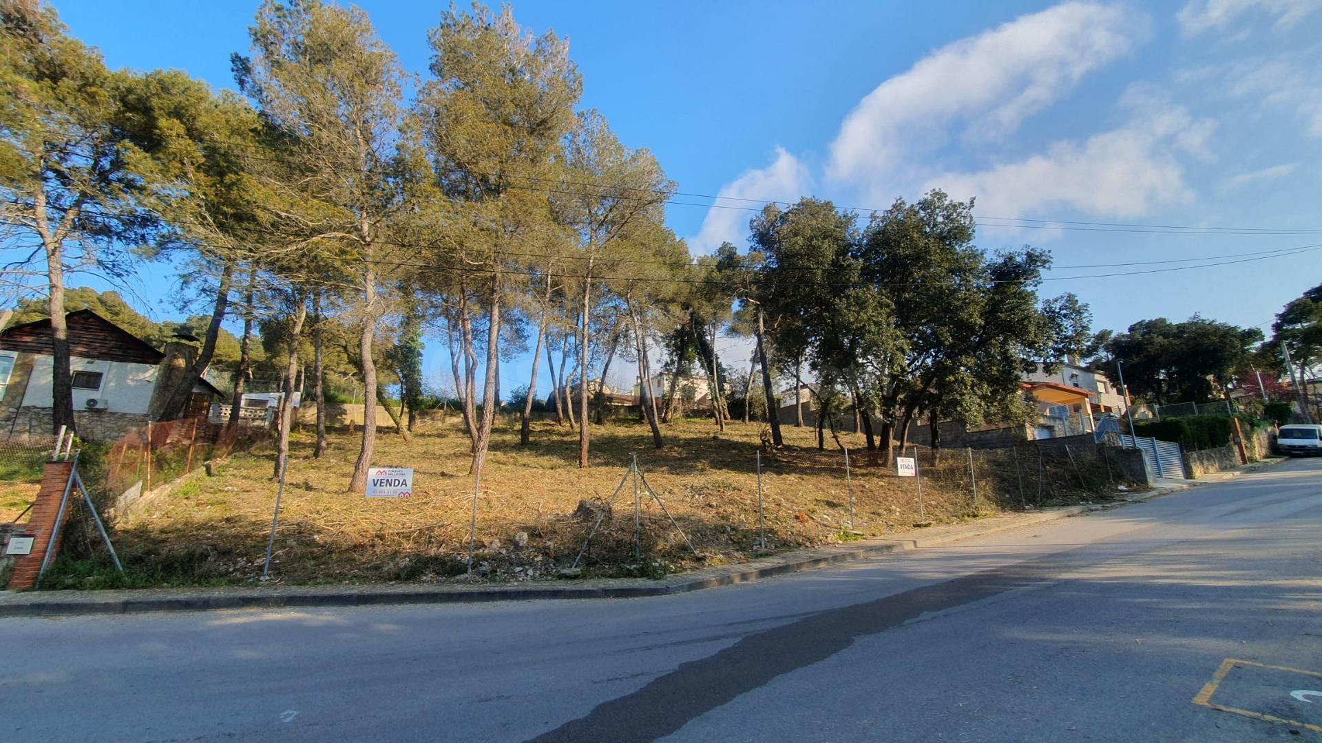 Excelentes parcelas a la venta.