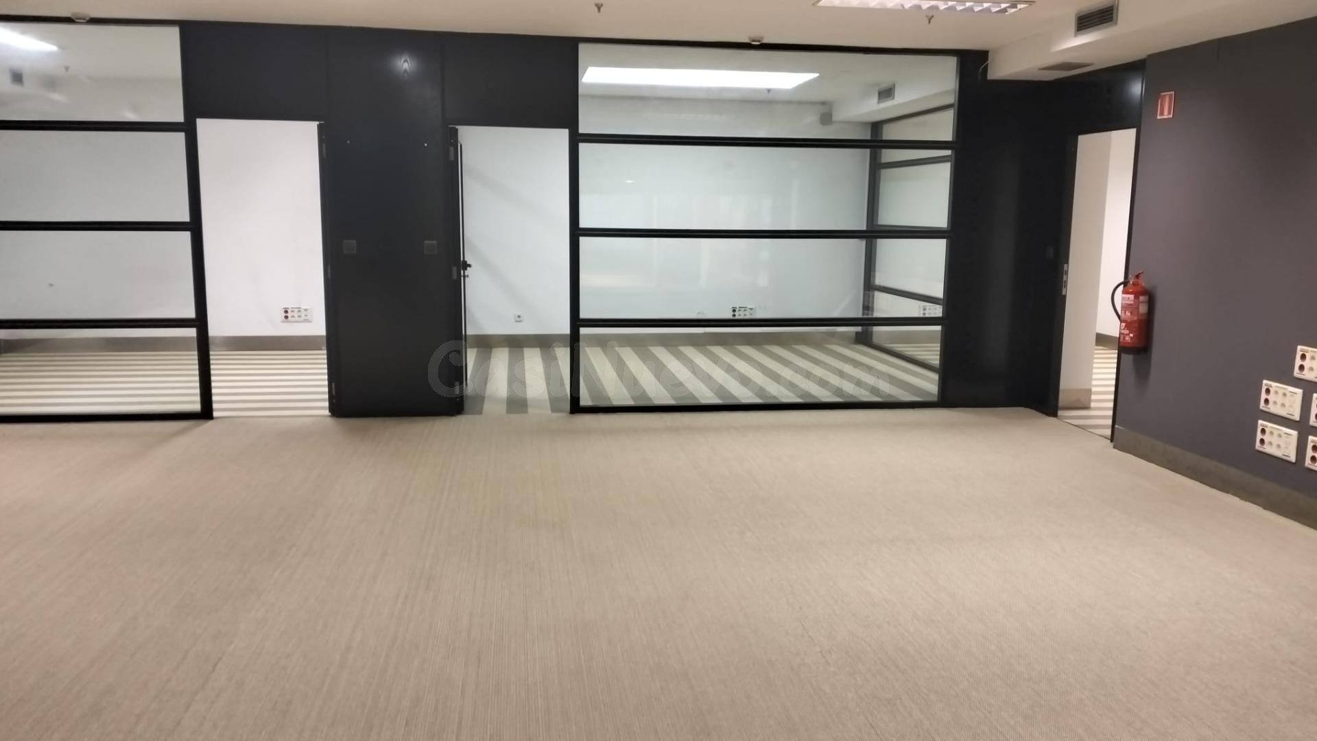 Se vende oficina en Calle Felipe Sanclemente 6-8