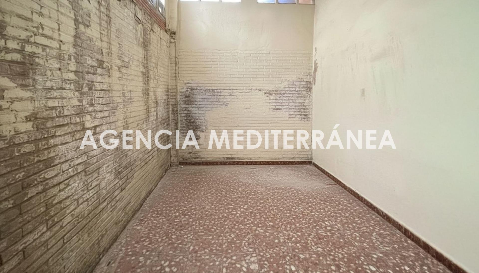Local Comercial en Zona Ruzafa-Gran Vía Germanías