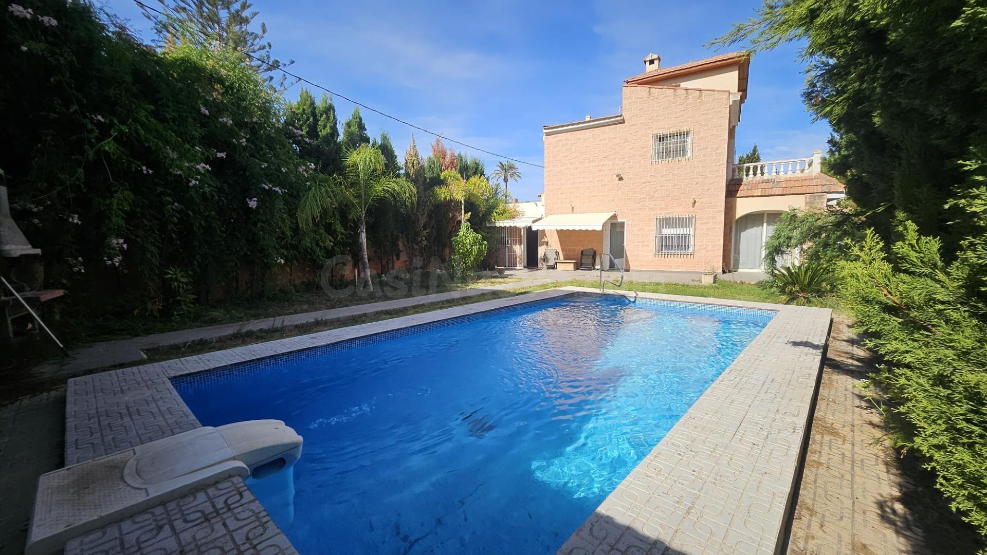 VENTA DE PRECIOSO CHALET EN PLAYA MUCHAVISTA