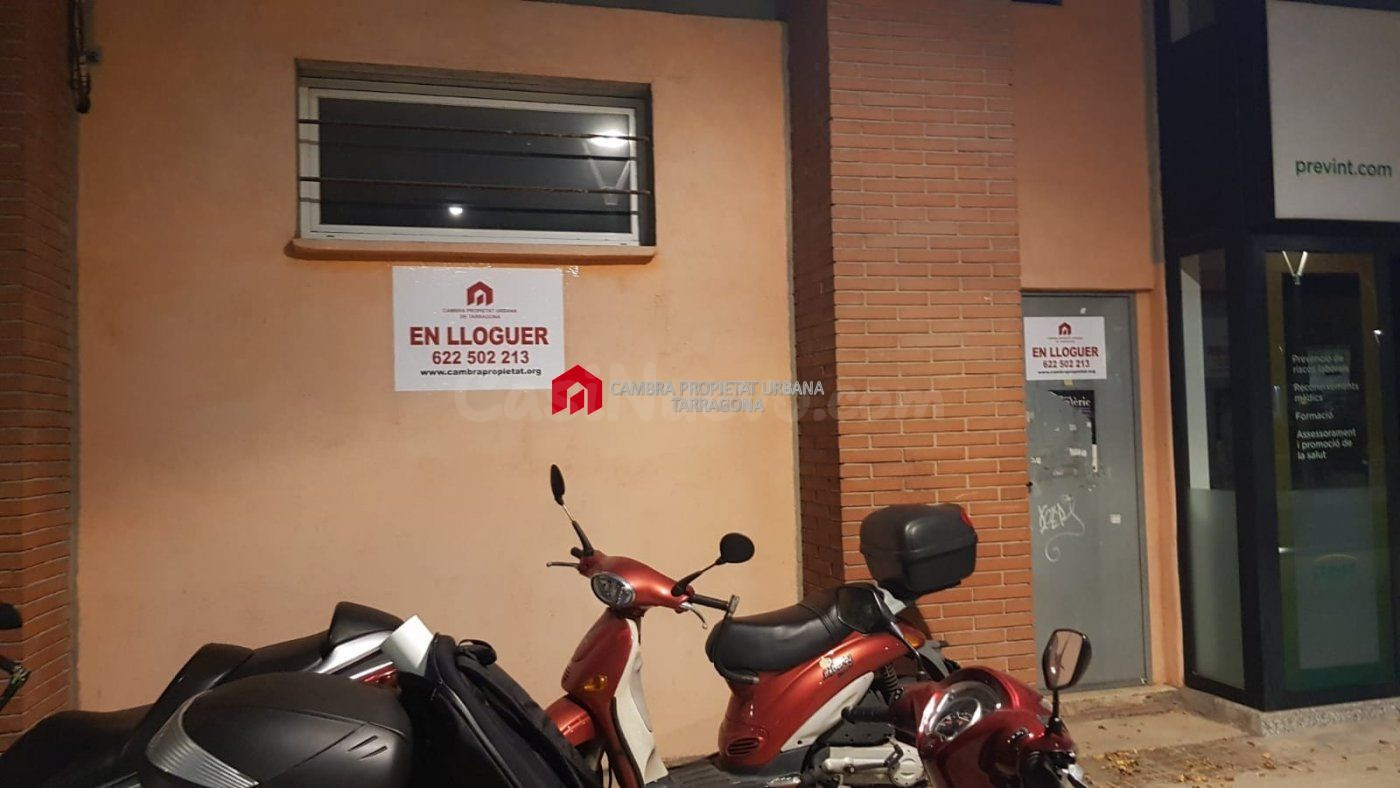 Pequeño local de 45 m2 al lado del Campus Universitario Sescelades