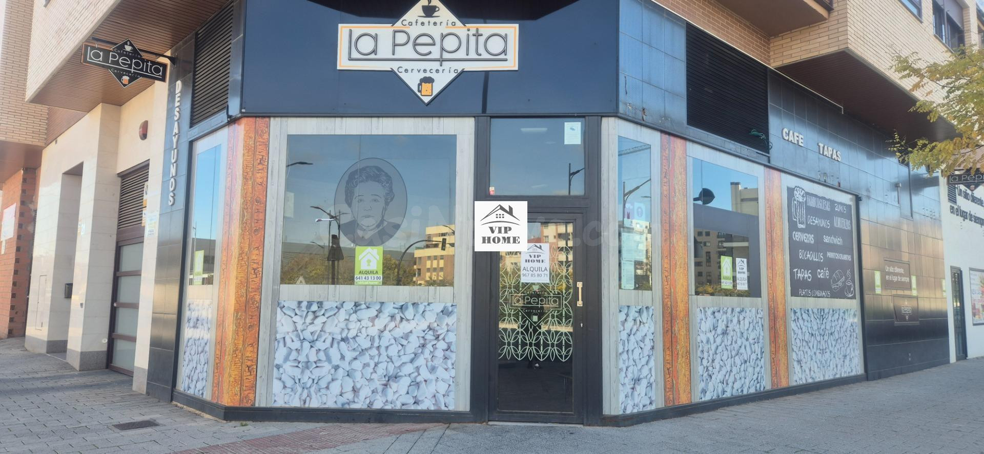 Se alquila local