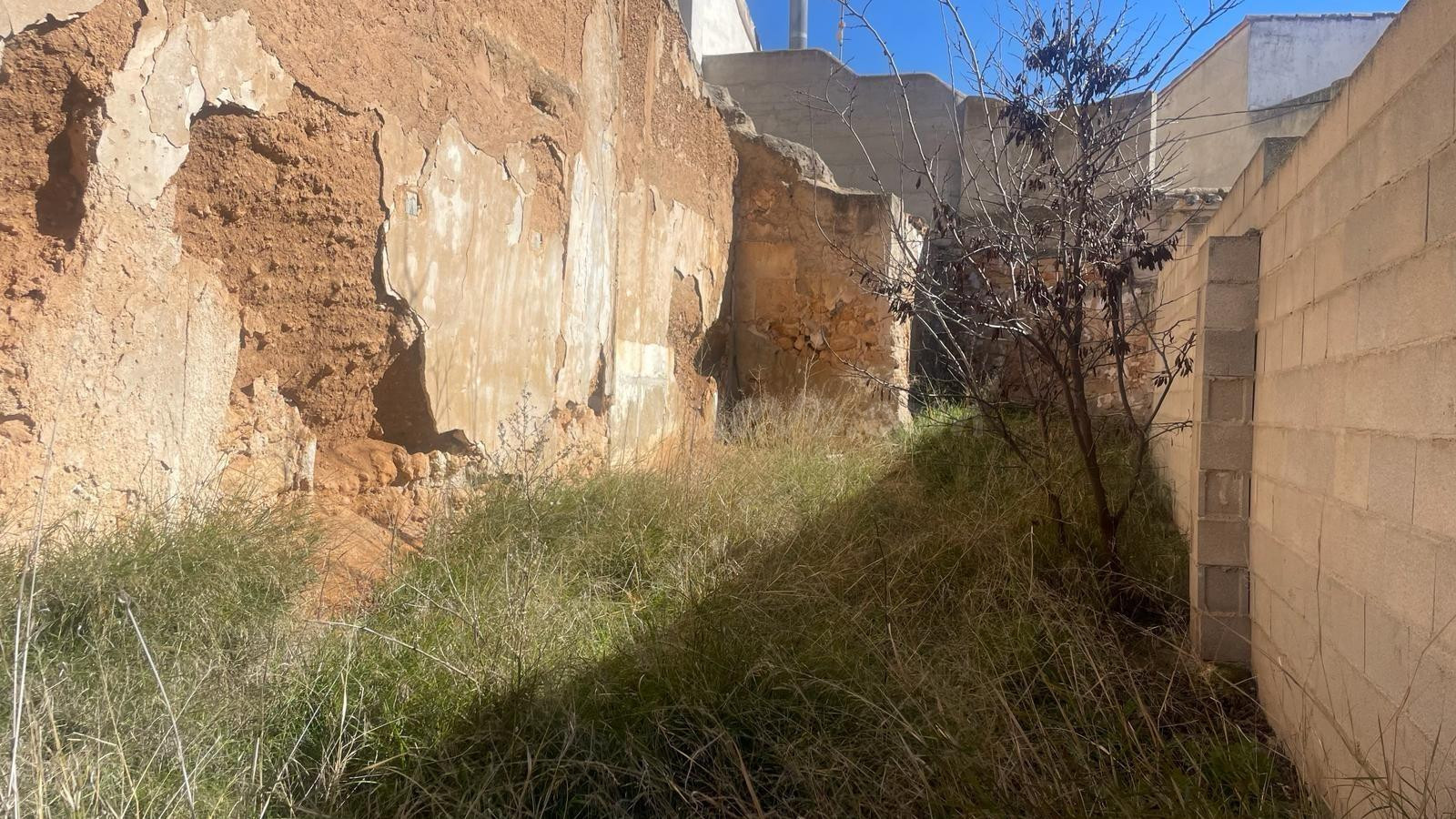 Terreno urbano en venta en Casas Ibáñez