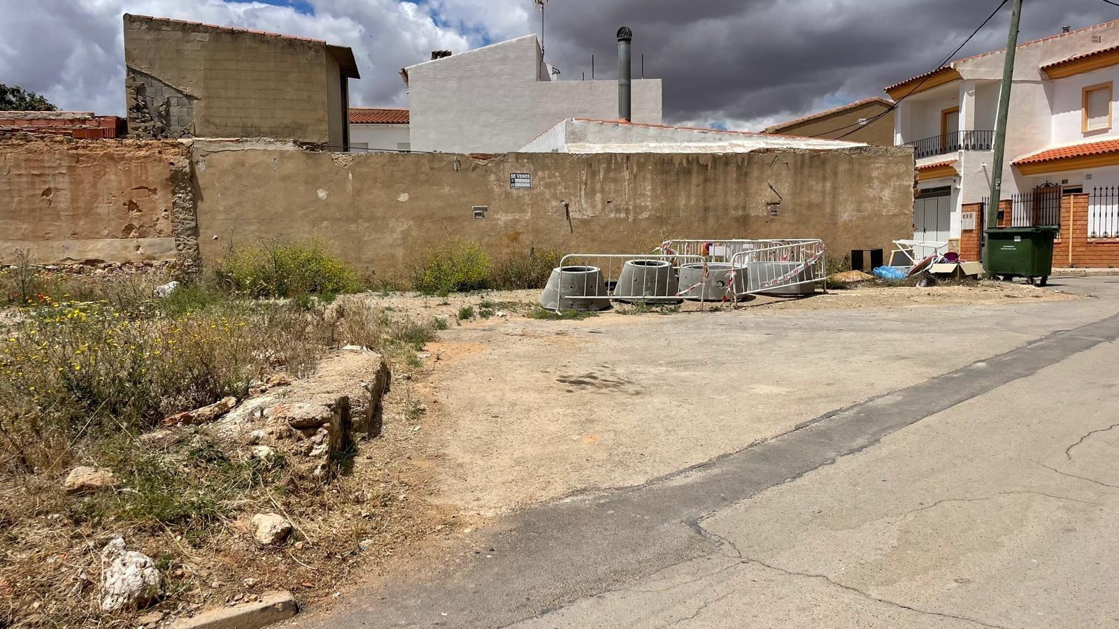 Terreno urbano en venta en Fuentealbilla. Albacete
