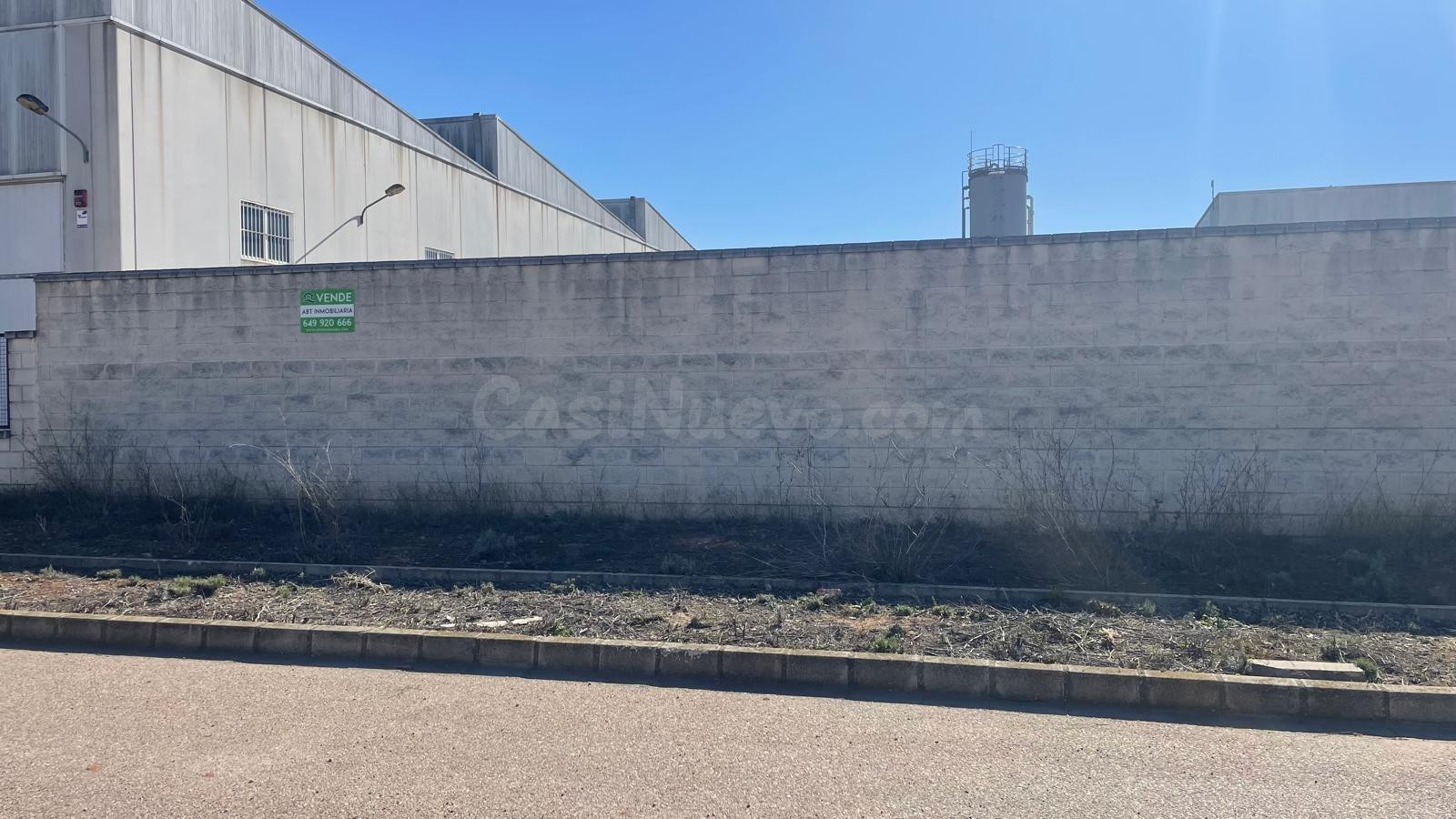 Venta de Parcela en el Polígono de Casas Ibáñez