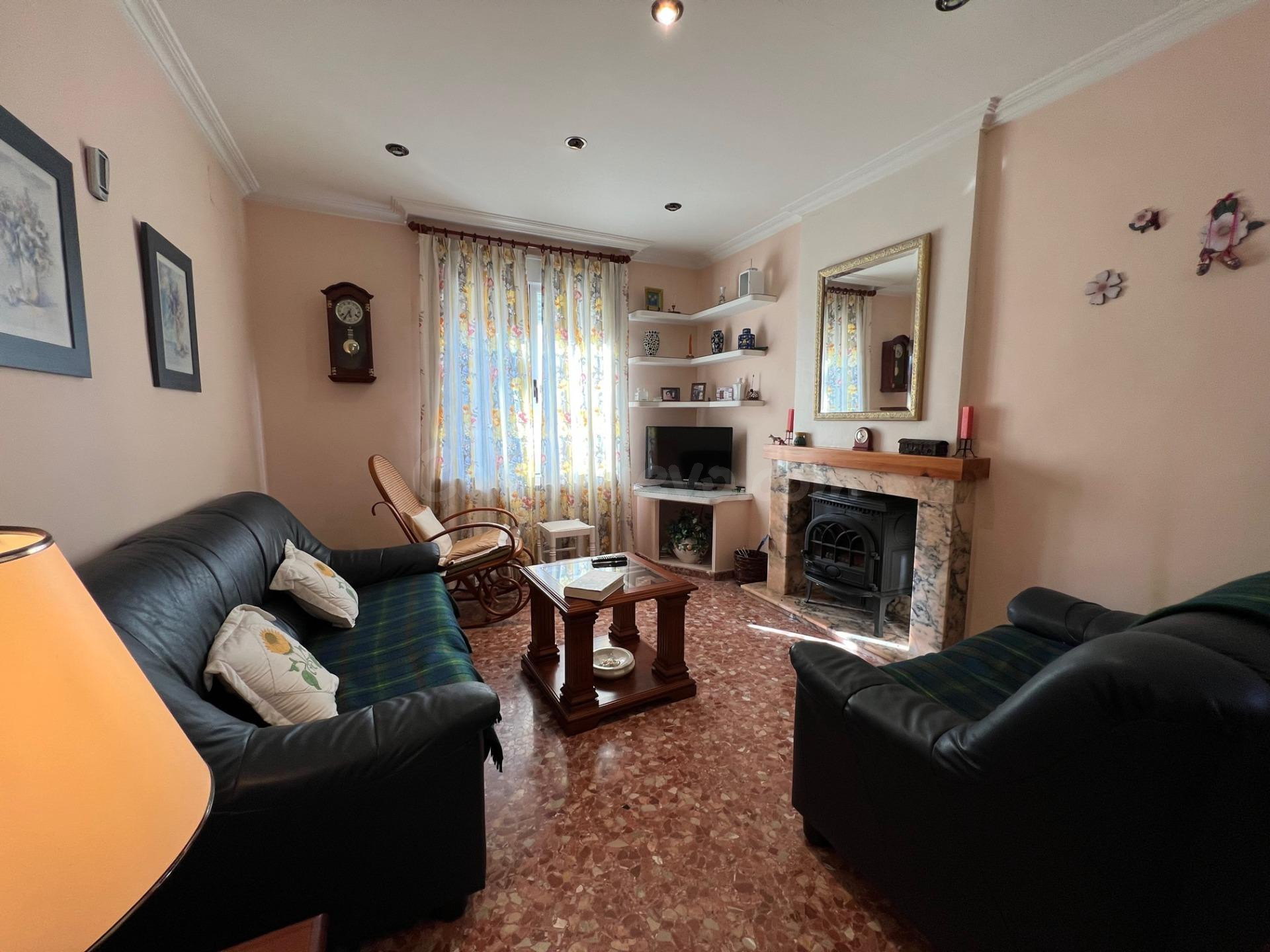 Fantástica casa en venta en Sinarcas. - foto 4