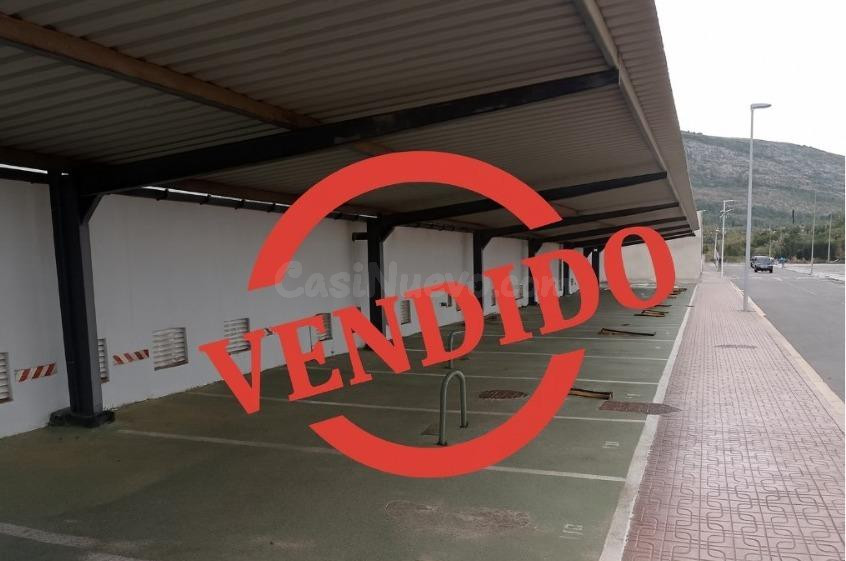 PARKING EXTERIOR COLOMERAS
