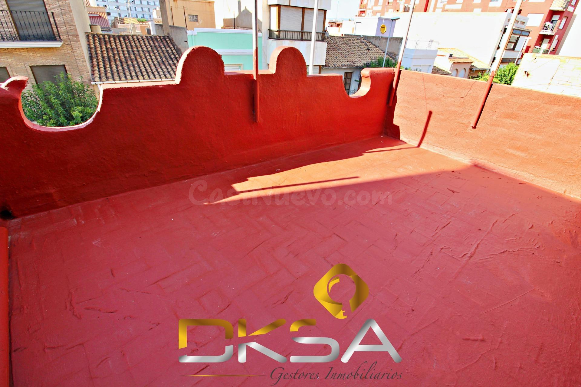 Casa para reformar ubicada en la calle Pietat de Vila-real