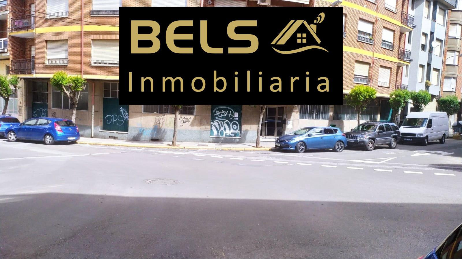 SE VENDE LOCAL EN AVENIDA DE LOS ANDES