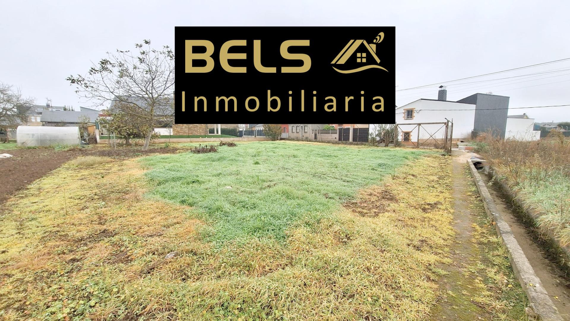 VENTA DE SOLAR EN COLUMBRIANOS – OPORTUNIDAD ÚNICA