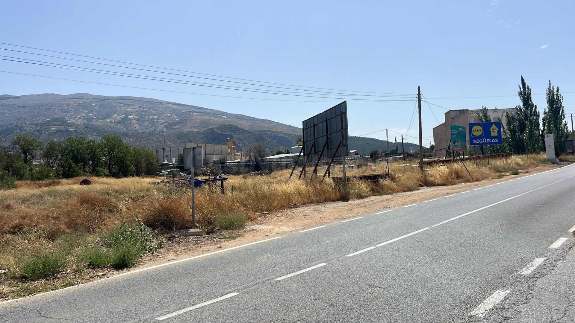 SOLAR URBANIZABLE DE USO INDUSTRIAL.