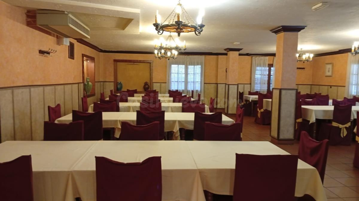 Local y vivienda en venta
