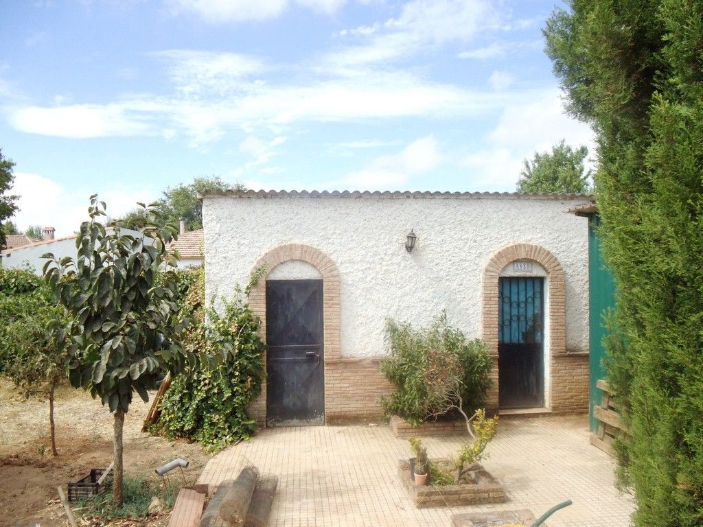 Casa con parcela a 10 km de Úbeda. - foto 5
