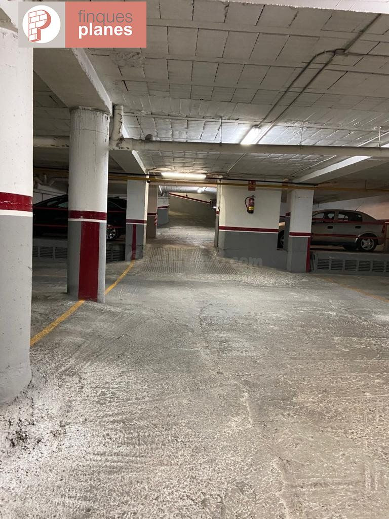 PLAZA DE PARKING EN ZONA ALCALDE PORQUERES - PRAT DE LA RIBA