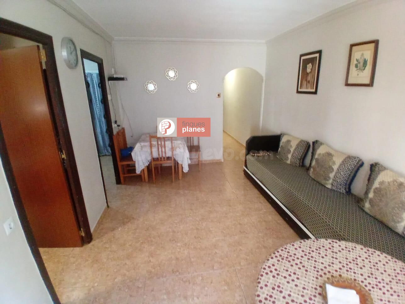 Piso reformado, 3 habitaciones. ALQUILADO