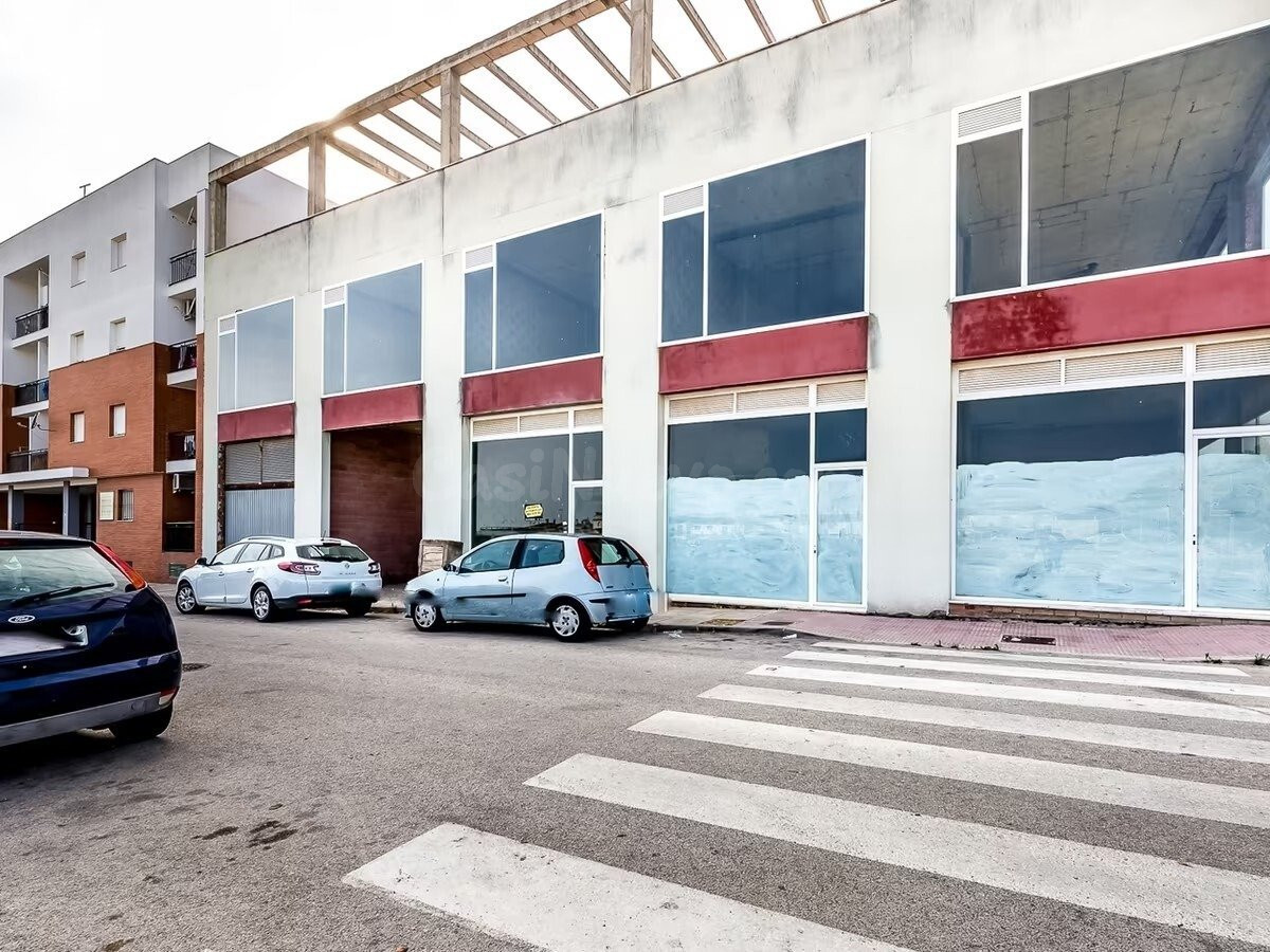SE VENDE PLAZA DE GARAJE-URB. LAS PALMERAS-SANLUCAR DE BARRAMEDA