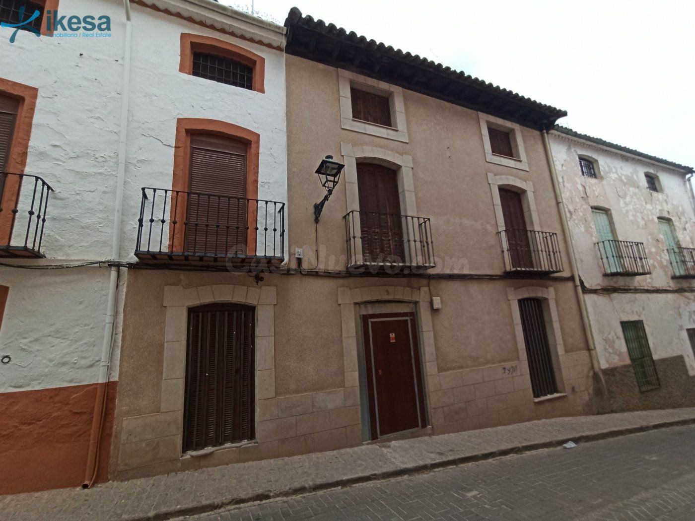 Casa adosada de 338 Metros a reformar - foto 5