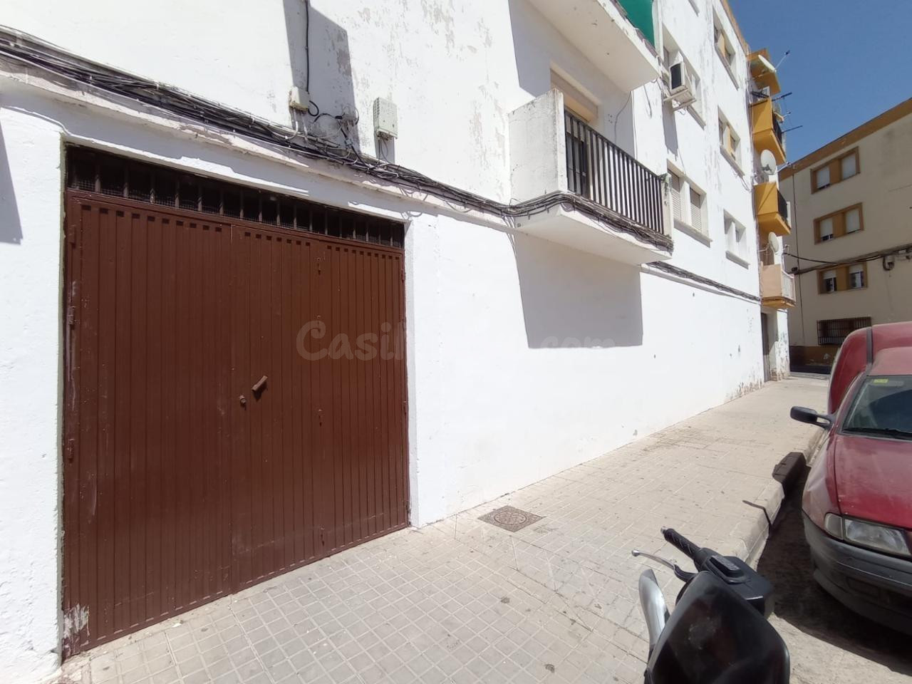 VENTA LOCAL COMERCIAL EN CALLE CANARIAS, LEPE. Activo Inmobiliario SIN POSESIÓN.
