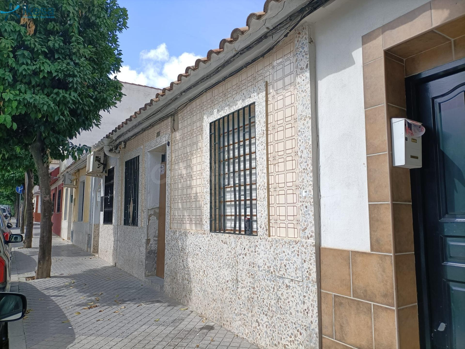 Casa en la zona alta del Campo de la Verdad !!!. A escasos metros del Instituto San Álvaro.