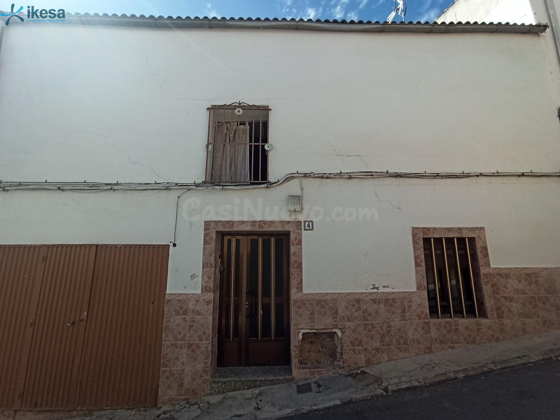 Venta de casa en Mengíbar (Jaén)