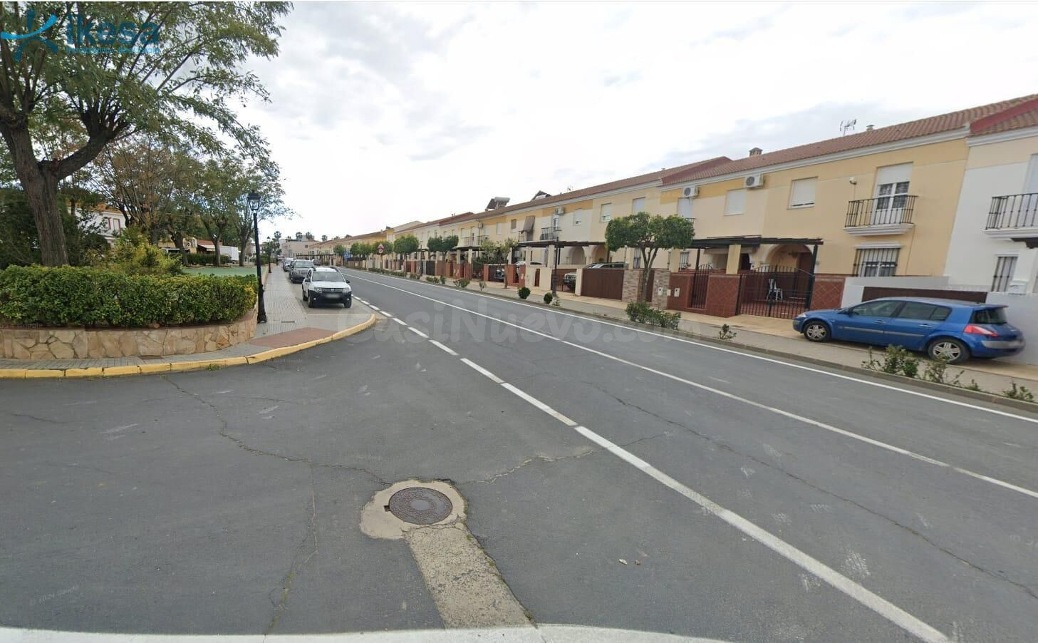 VENTA DE CASA EN SAN BARTOLOMÉ DE LA TORRE, HUELVA, ACTIVO INMOBILIARIO SIN POSESION.