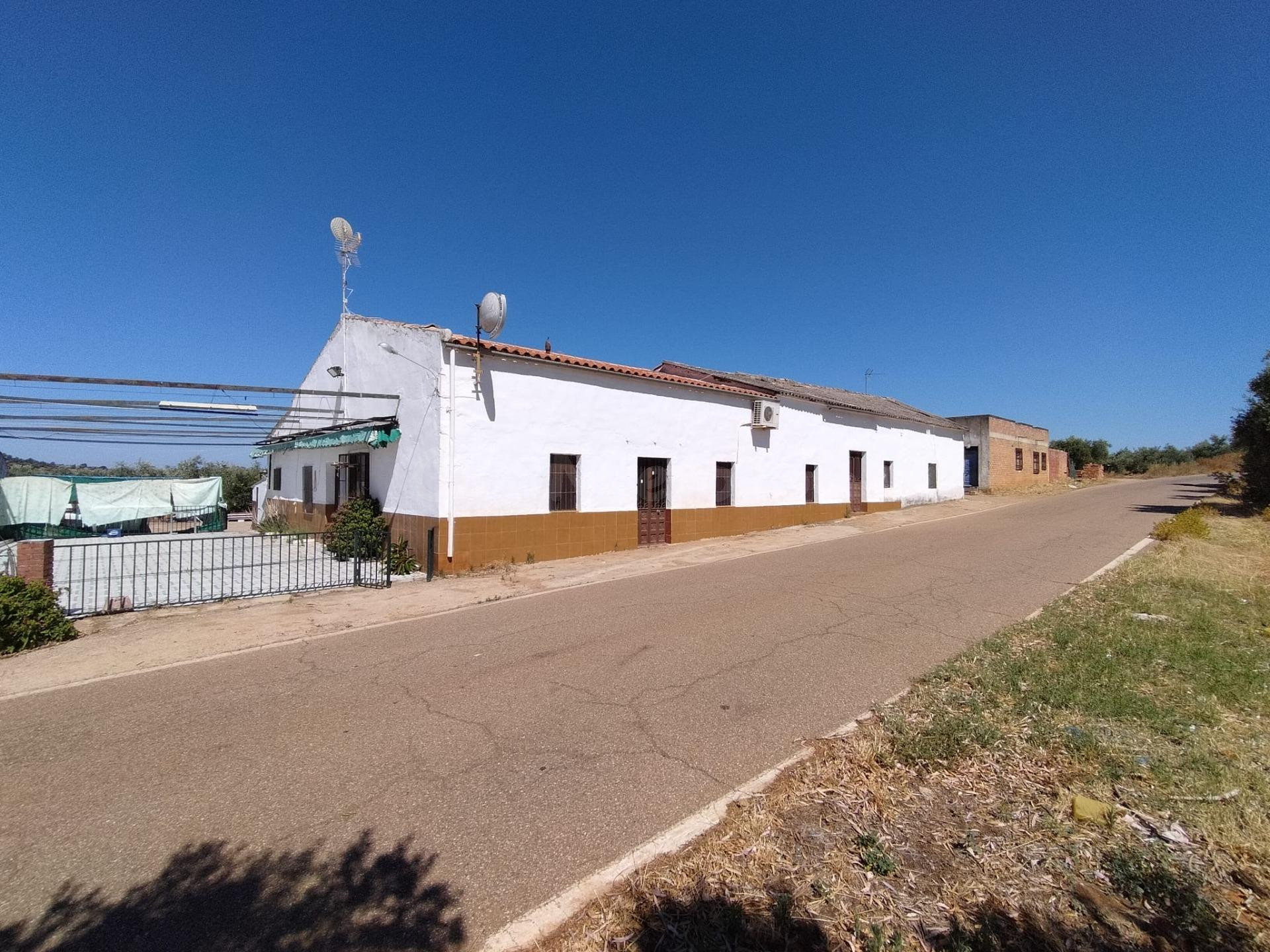 Venta de casa sin posesión en Montoro (Córdoba)