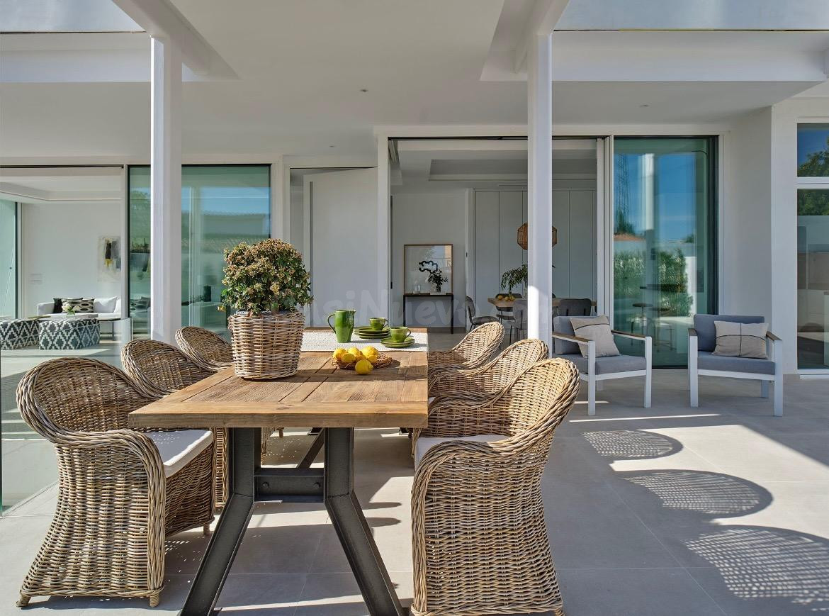 MAGNIFICAS VILLAS DE OBRA NUEVA CON VISTAS AL MAR EN VALDEOL - foto 3
