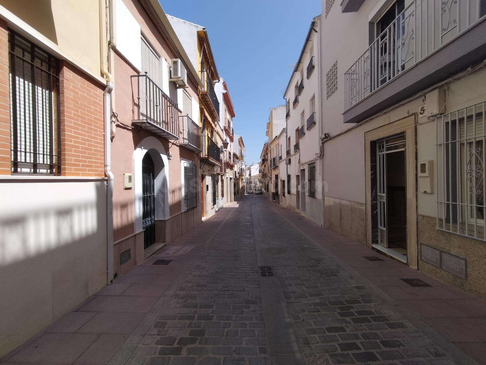 Venta de piso sin posesión en Lucena (Córdoba)