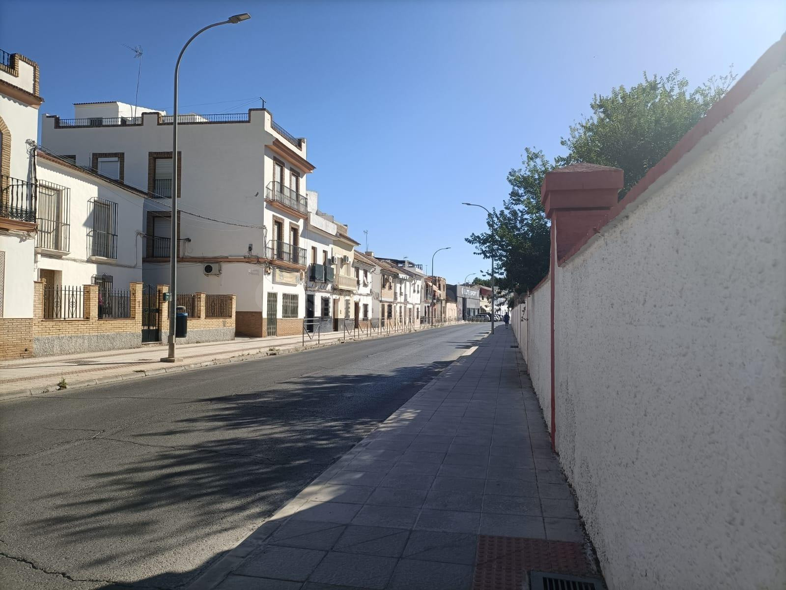 Venta de pareado sin posesión en Puente Genil