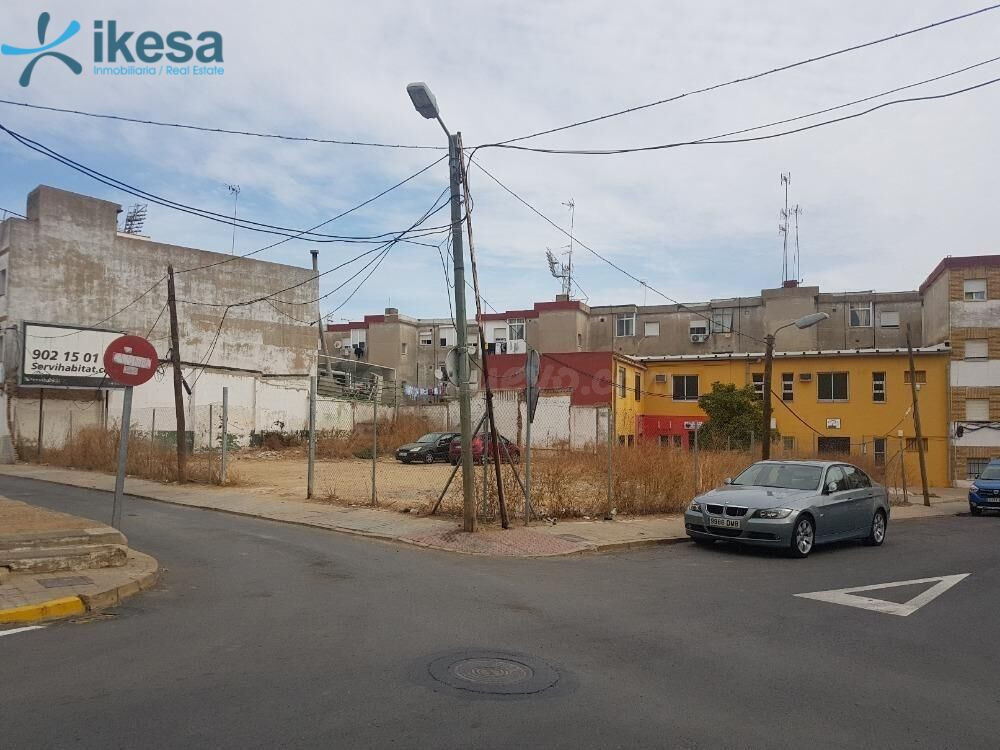 TERRENO URBANO EN CALLE ALMENDRO - IDEAL PARA INVERSORES - foto 2