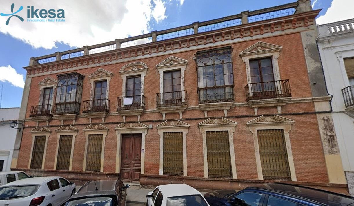 Venta de Casa Palacio en C/ Llana - Azuaga (Badajoz)