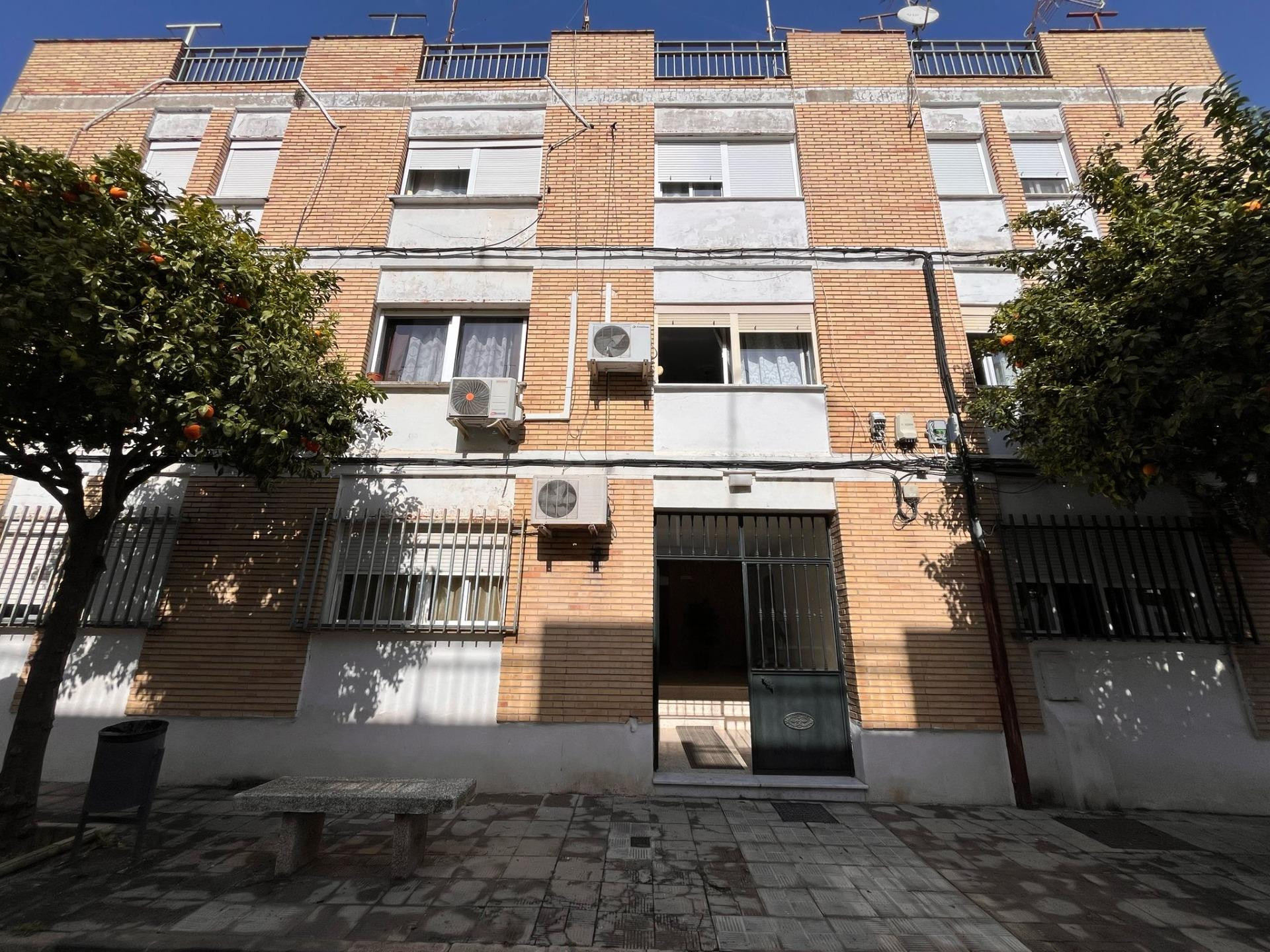 VENTA DE PISO EN LAS CABEZAS DE SAN JUAN (SEVILLA)