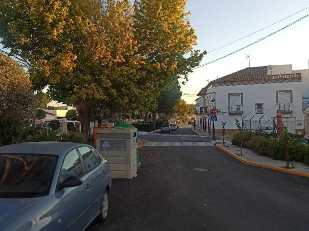 LOCAL COMERCIAL EN VENTA EN BORNOS – INVERSIÓN PARA PROFESIONALES