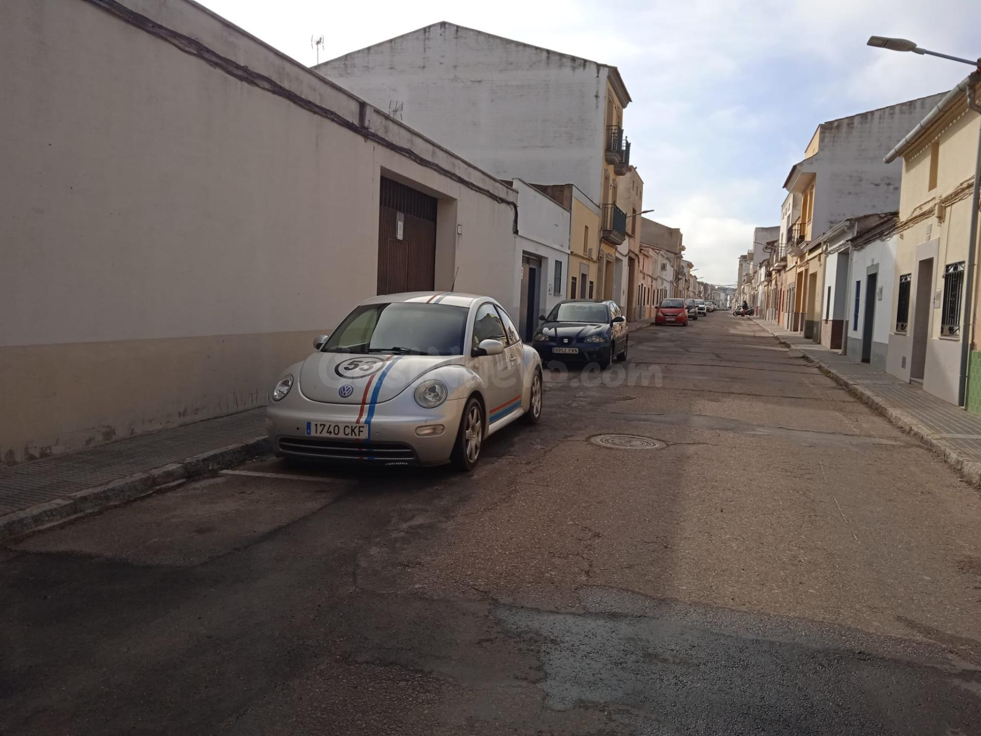 Venta de Local en Calle Luzón - Villanueva de la Serena (Badajoz)