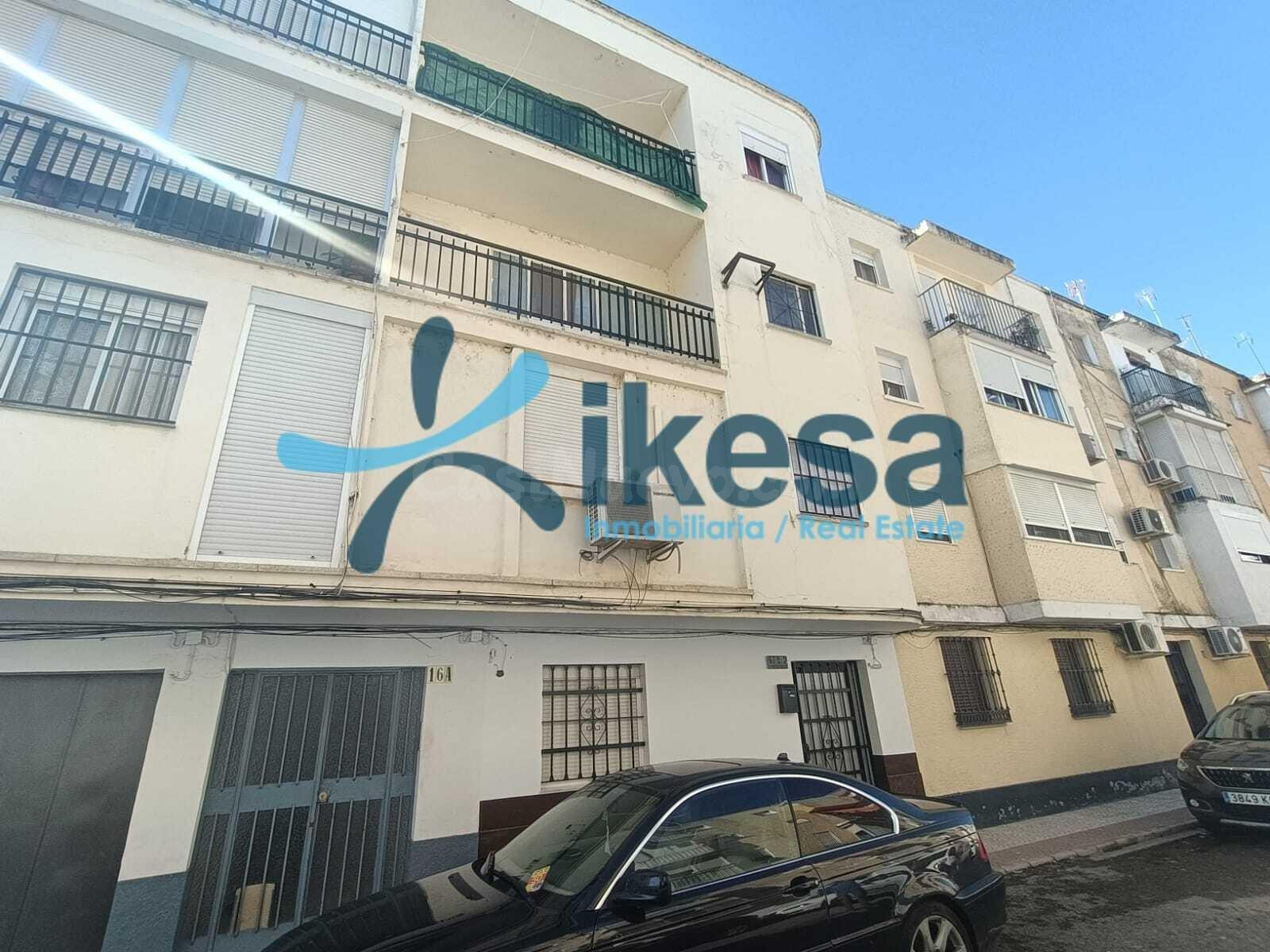 VENTA DE PISO EN LORA DEL RÍO (SEVILLA)