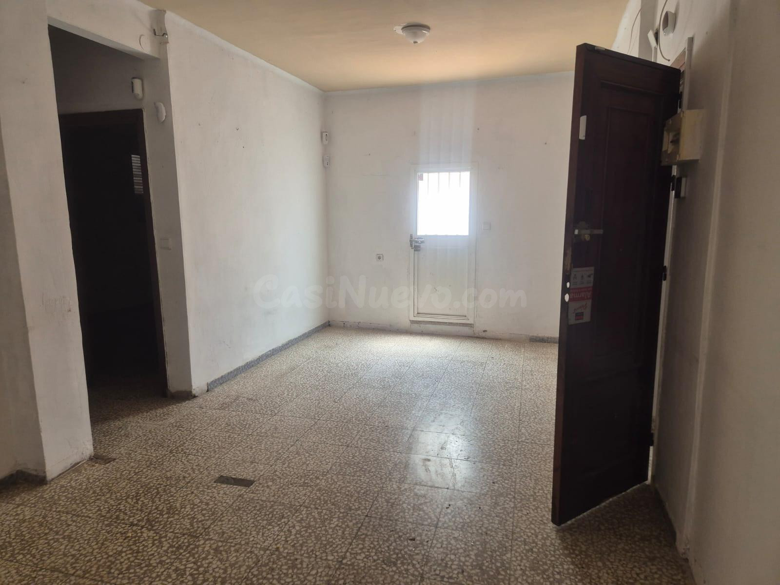 Piso de tres dormitorios en Olvera