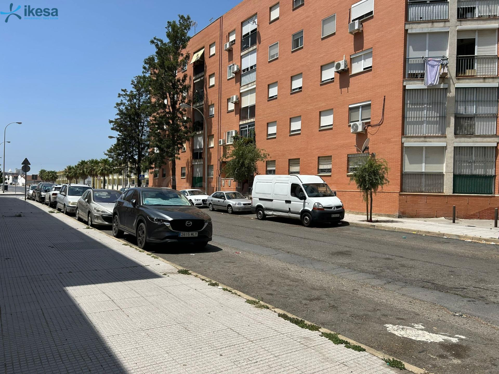 VENTA DE PISO EN HUELVA. ACTIVO INMOBILIARIO SIN POSESIÓN